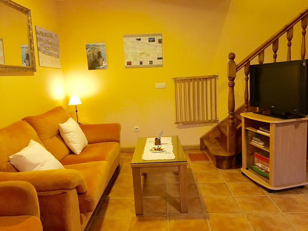 Apartamentos El Pradon De Santa Marina Паррес-де-Льянес Экстерьер фото